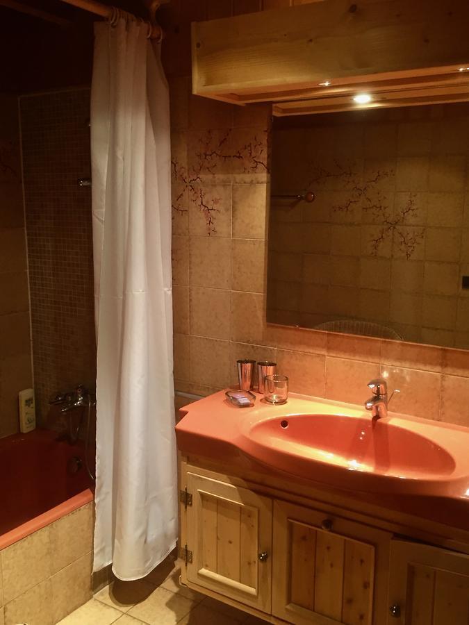 Chalet Les Chouettes โธนส์ ภายนอก รูปภาพ